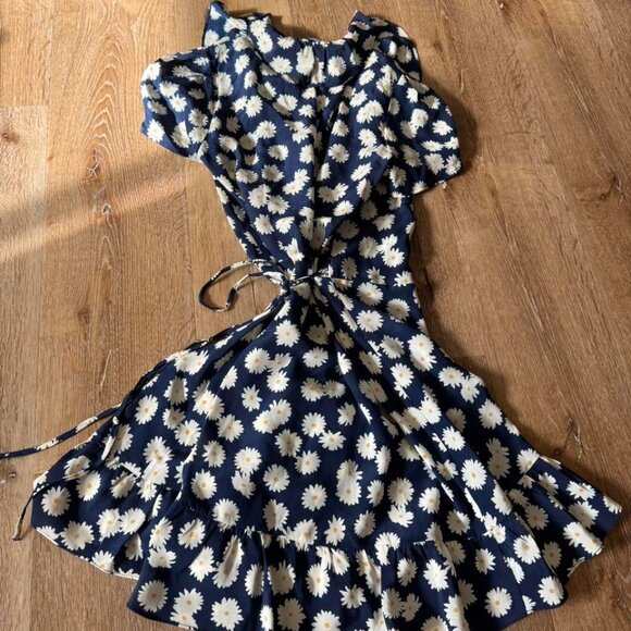 Realisation Par Blue and white daisy floral 100% silk ruffle wrap dress size S - Picture 4 of 5